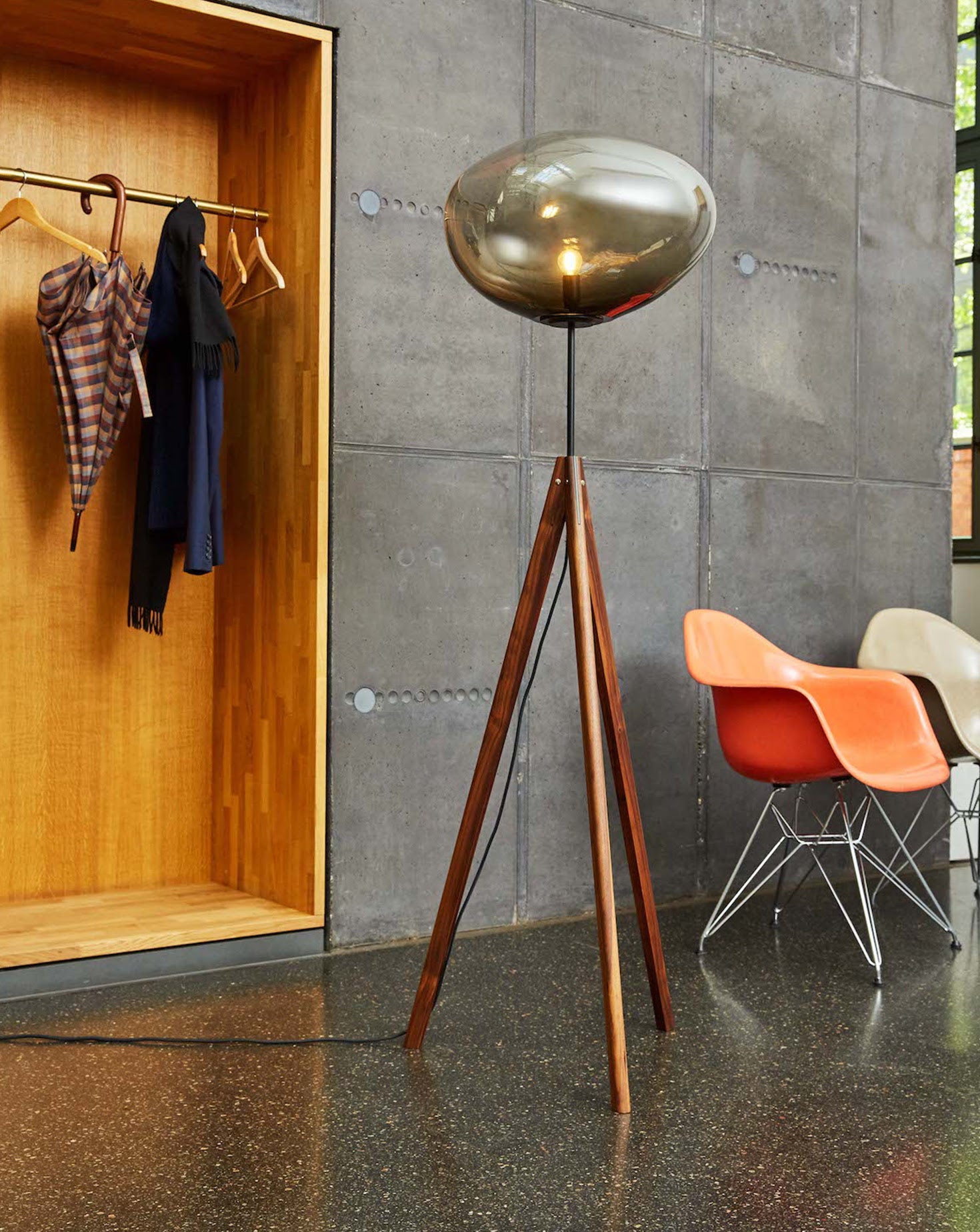 Statix Silver Smoke Walnut Floor Lamp