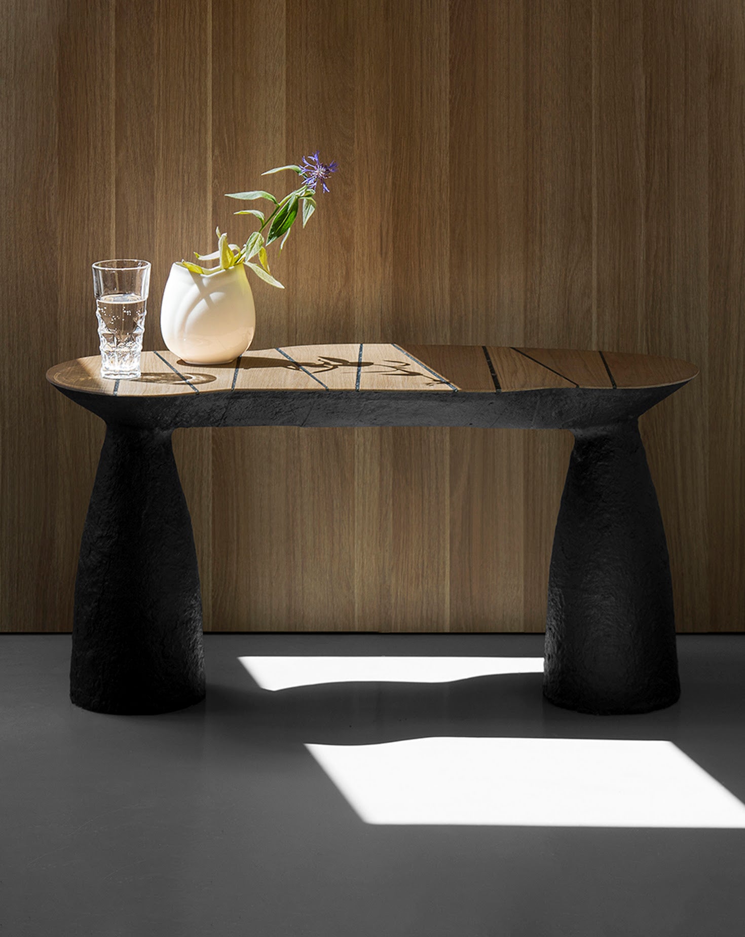 TOKI Sculptural Black Bench