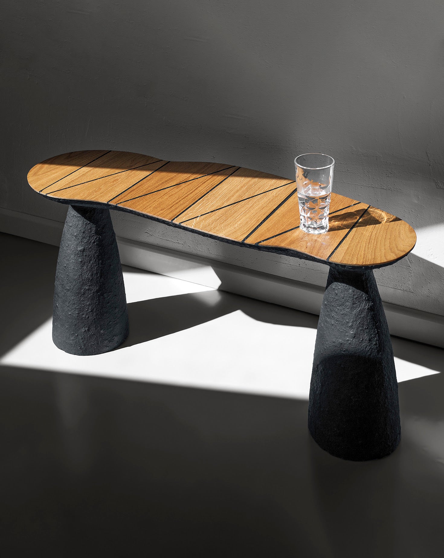 TOKI Sculptural Black Bench