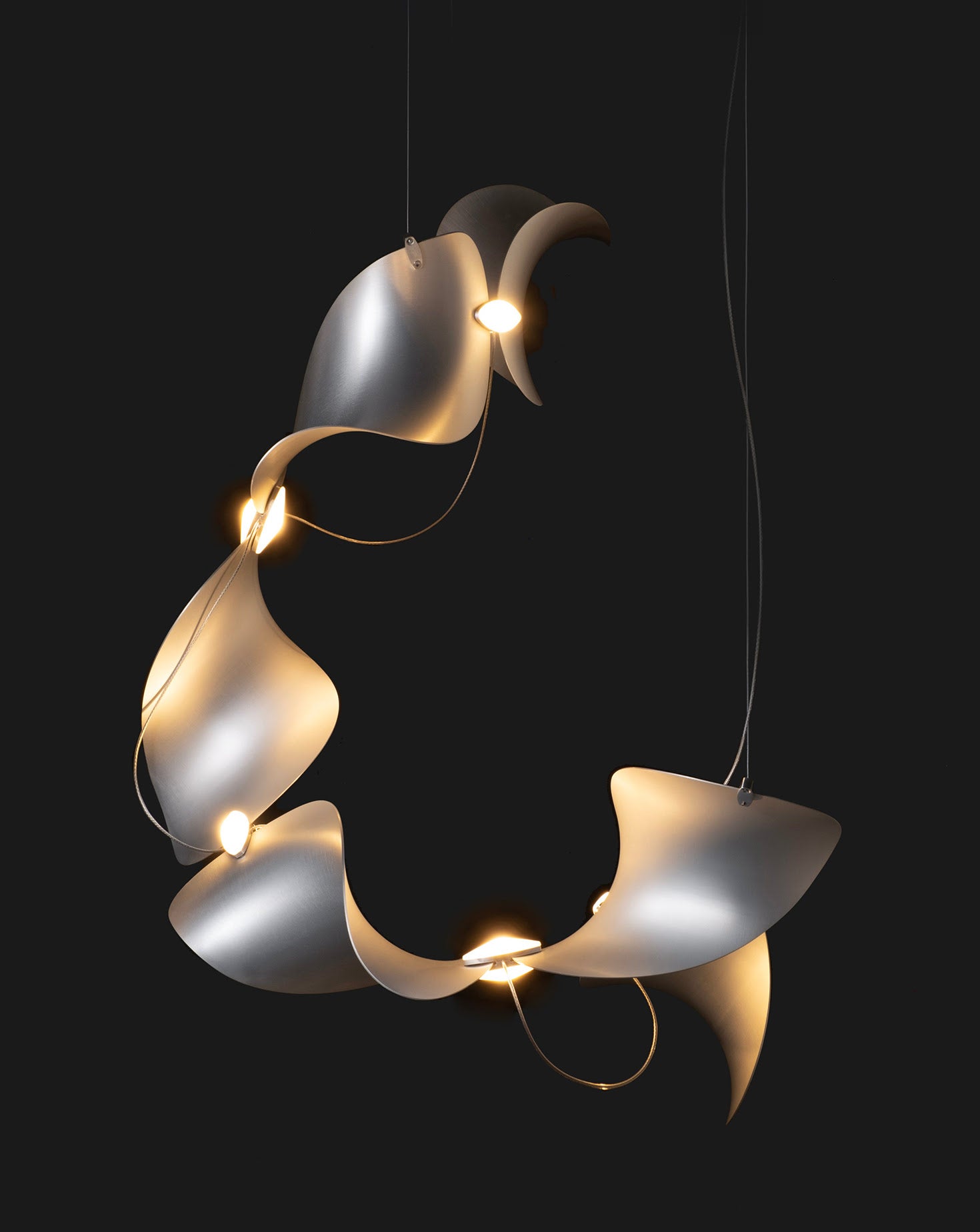 Dune 6 Curve Chandelier