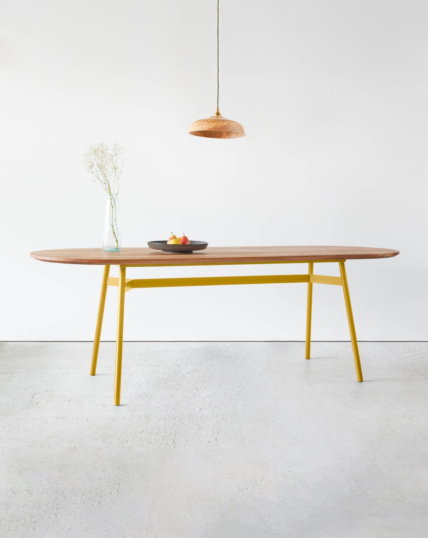 Muse Sun Dining Table Goldfinger