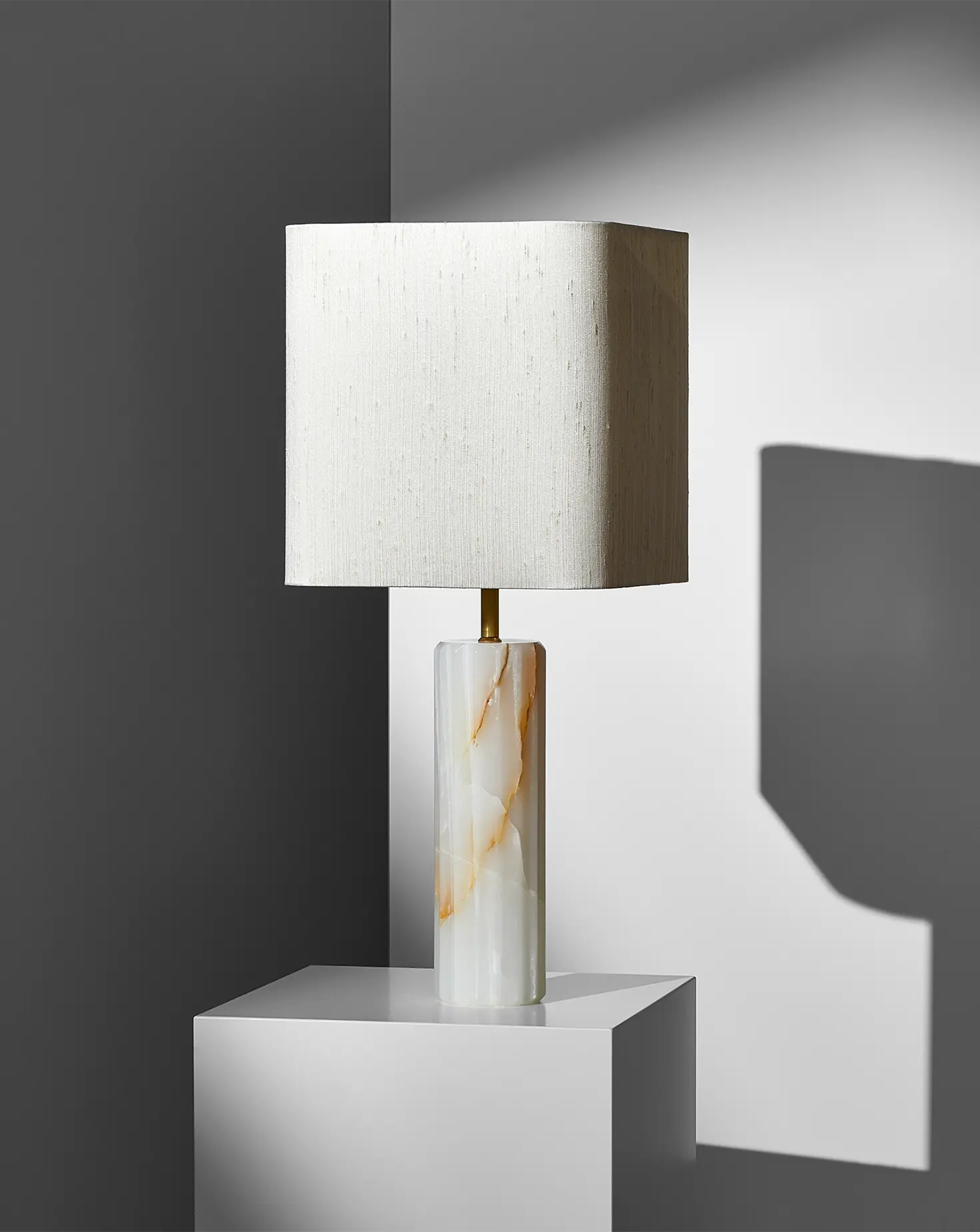 Proud White Onyx Table Lamp Lisette Rützou