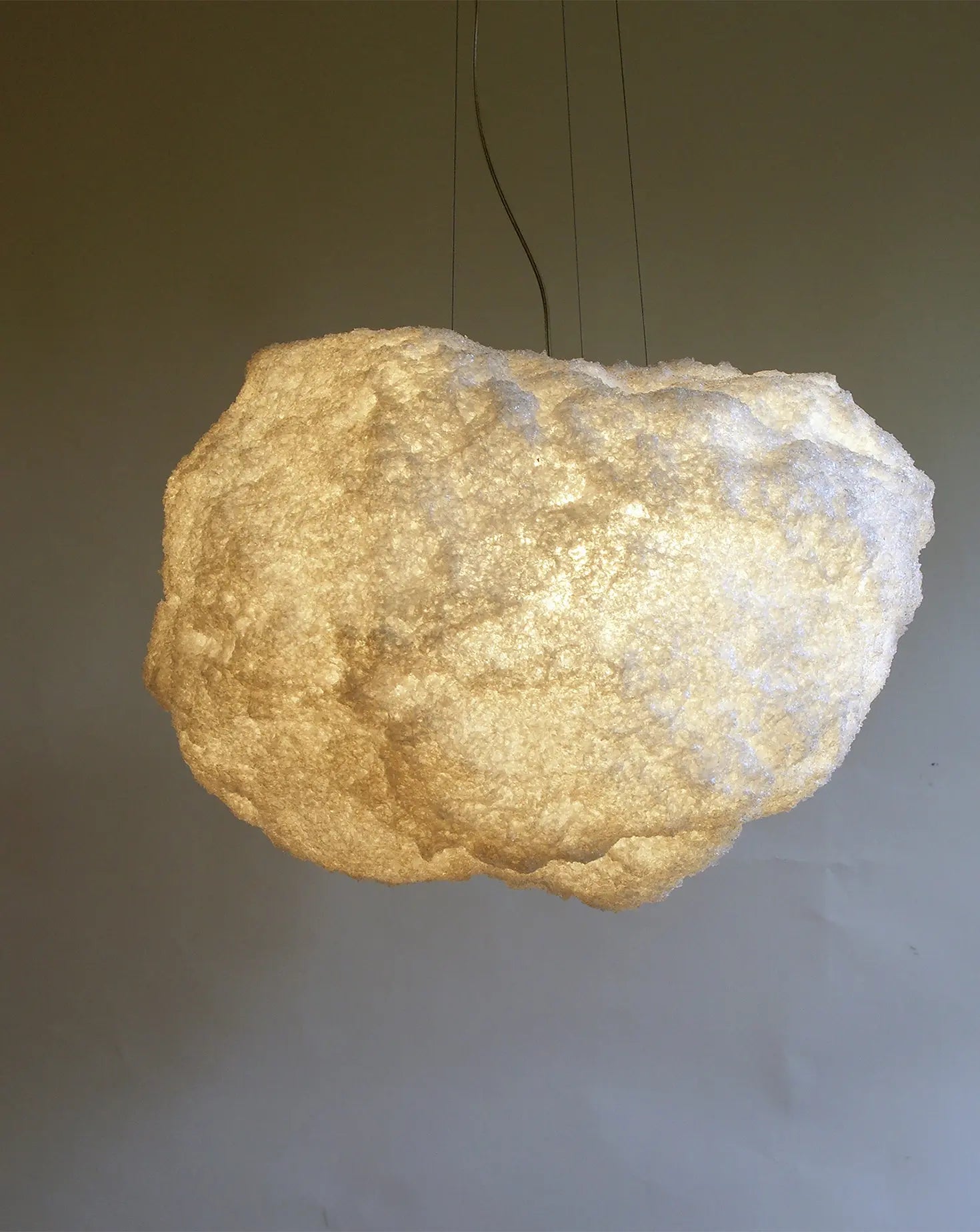 Storm White Pendant Johannes Hemann