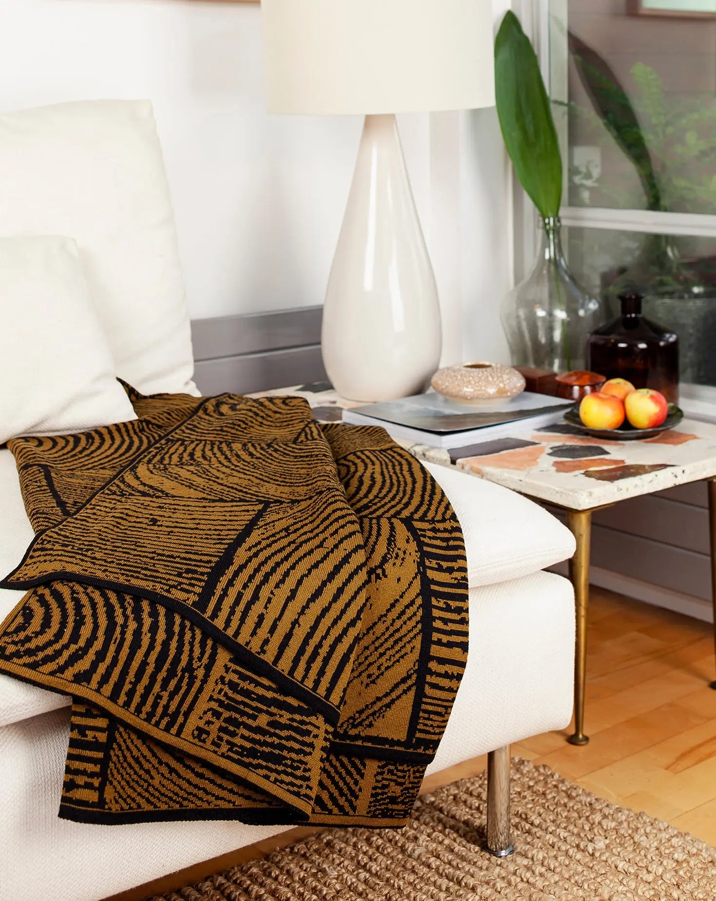 Wood Block Moss Throw Ambar