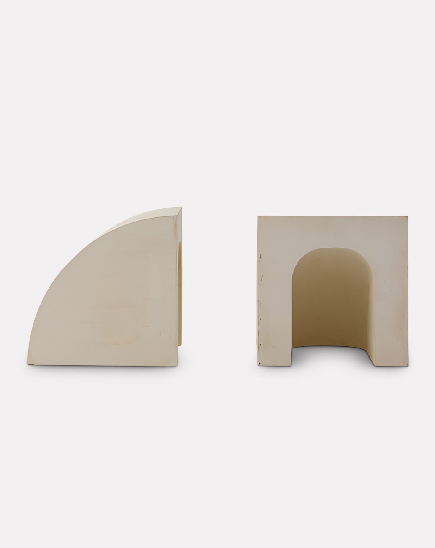 Article 11 Nuc Cream Shelving Bench