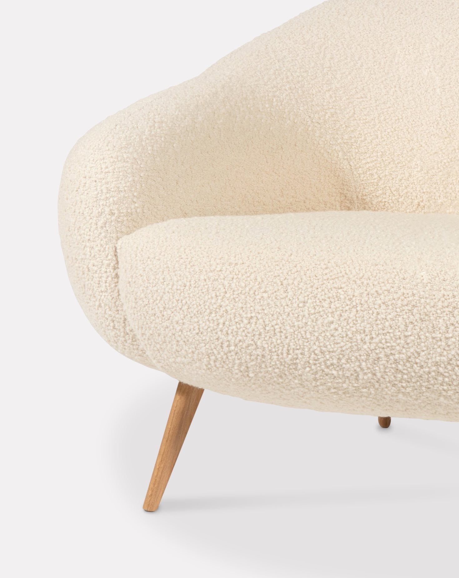 Niemeyer 2-Seat Oak Sofa