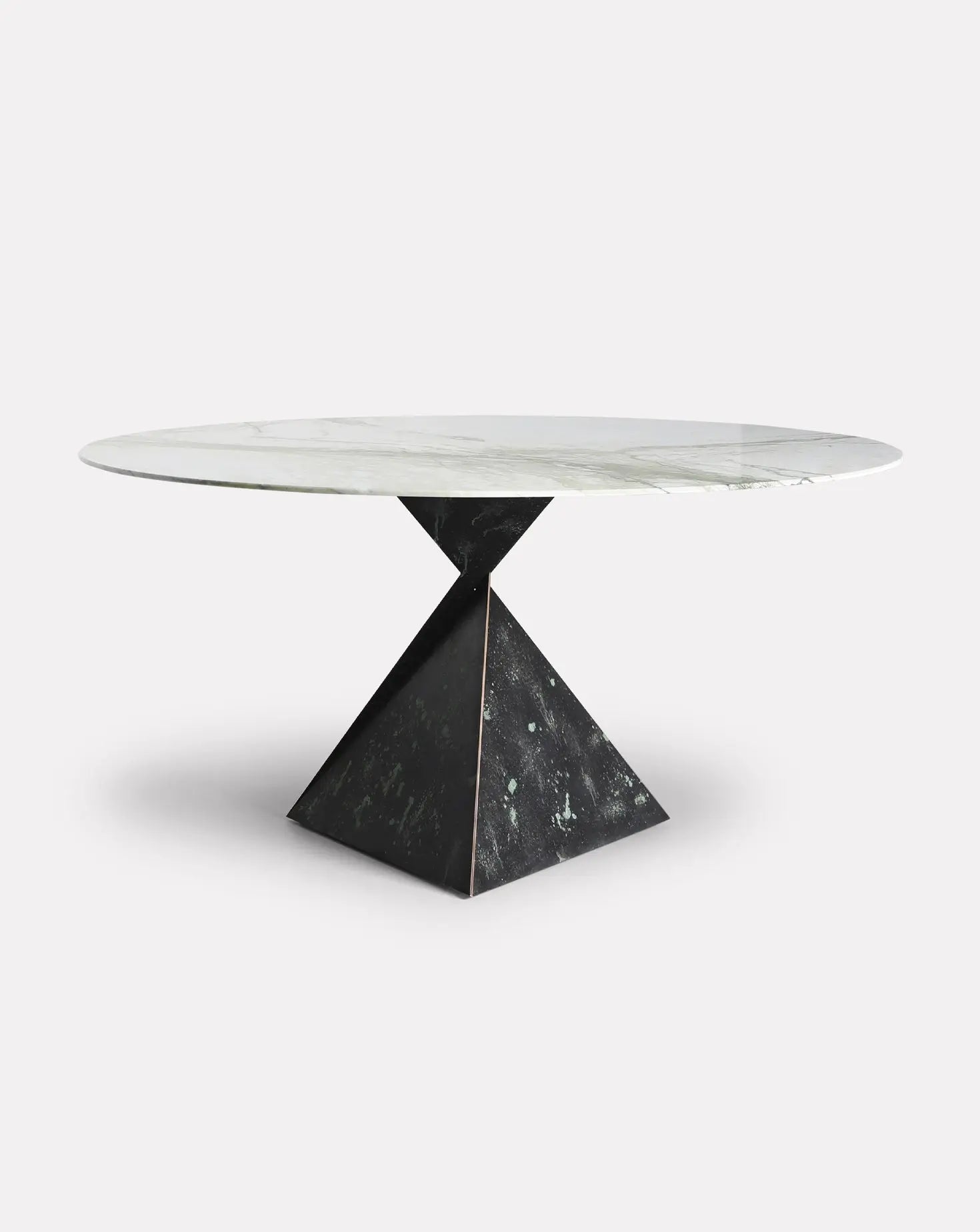 Ava Round Dining table Tom Faulkner