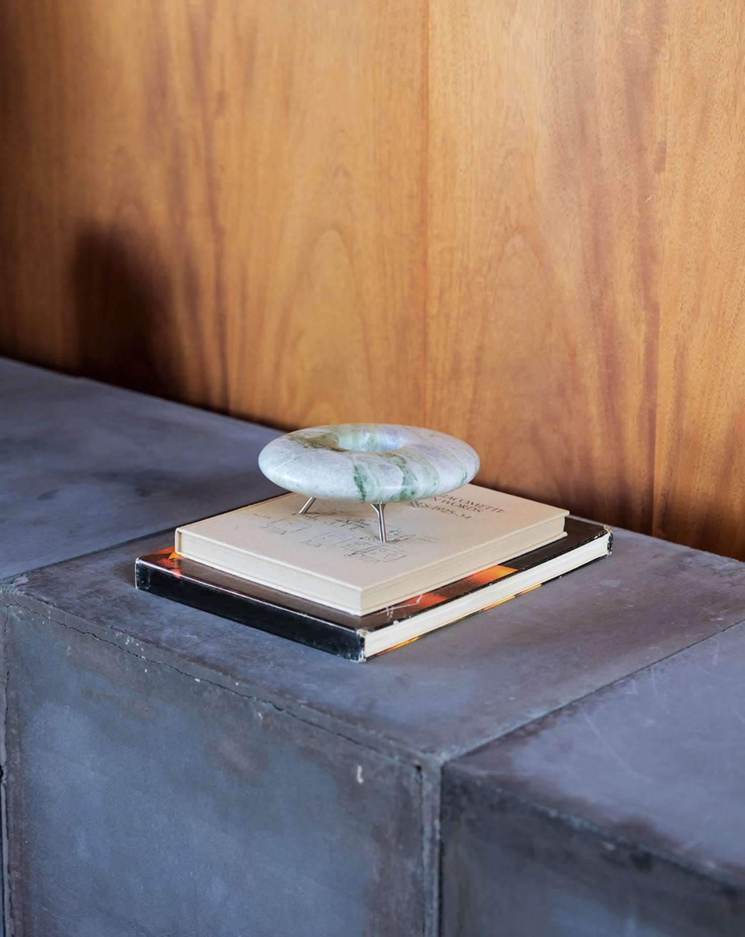 Article 12 Levvi Marble Candleholder