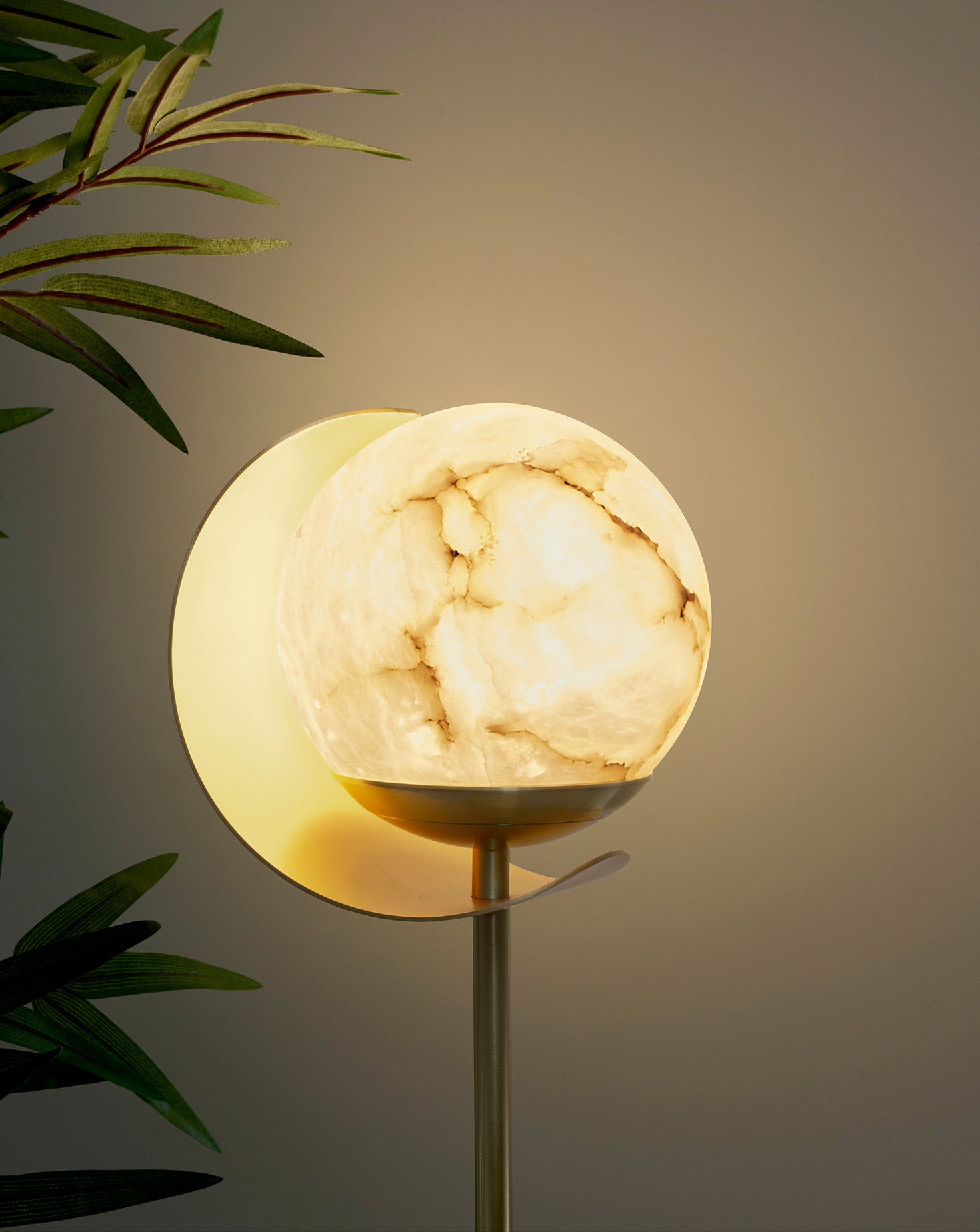 Callisto Alabaster Table Lamp
