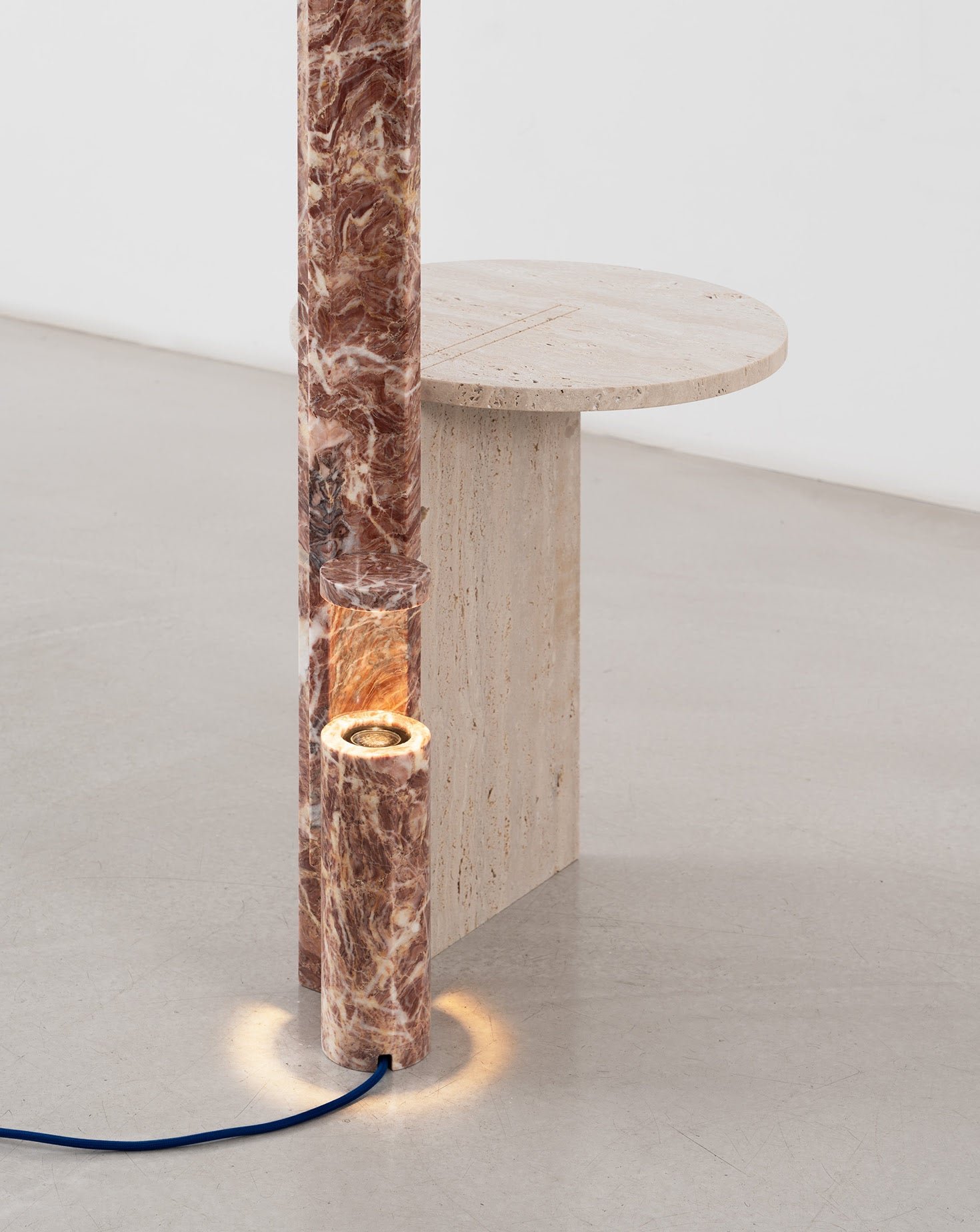 MOSTRO II Marble Side Table