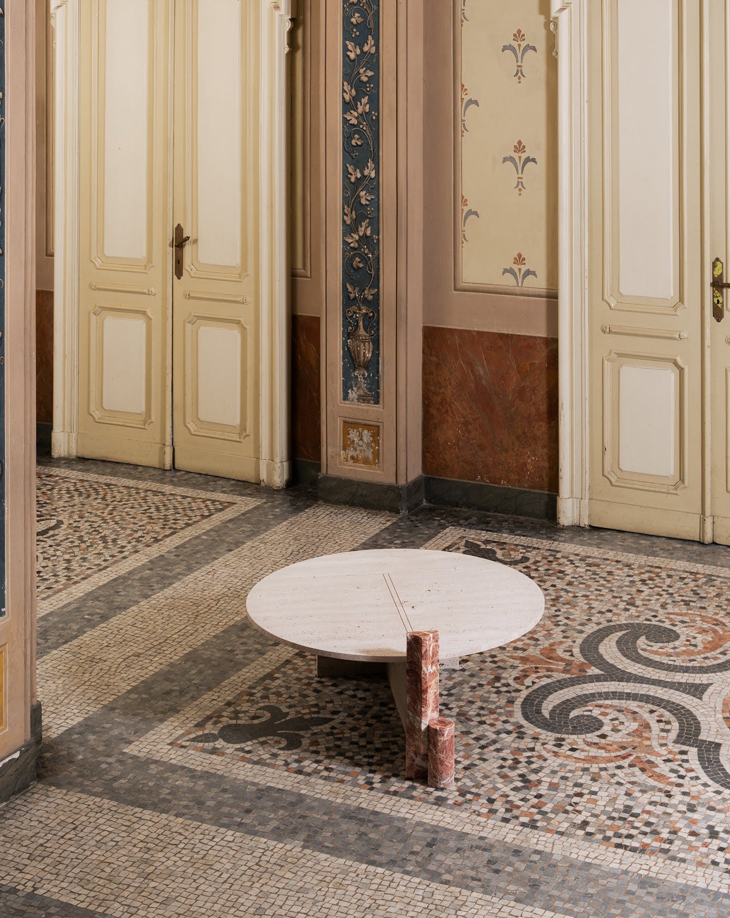 MOSTRO IV Marble Coffee Table