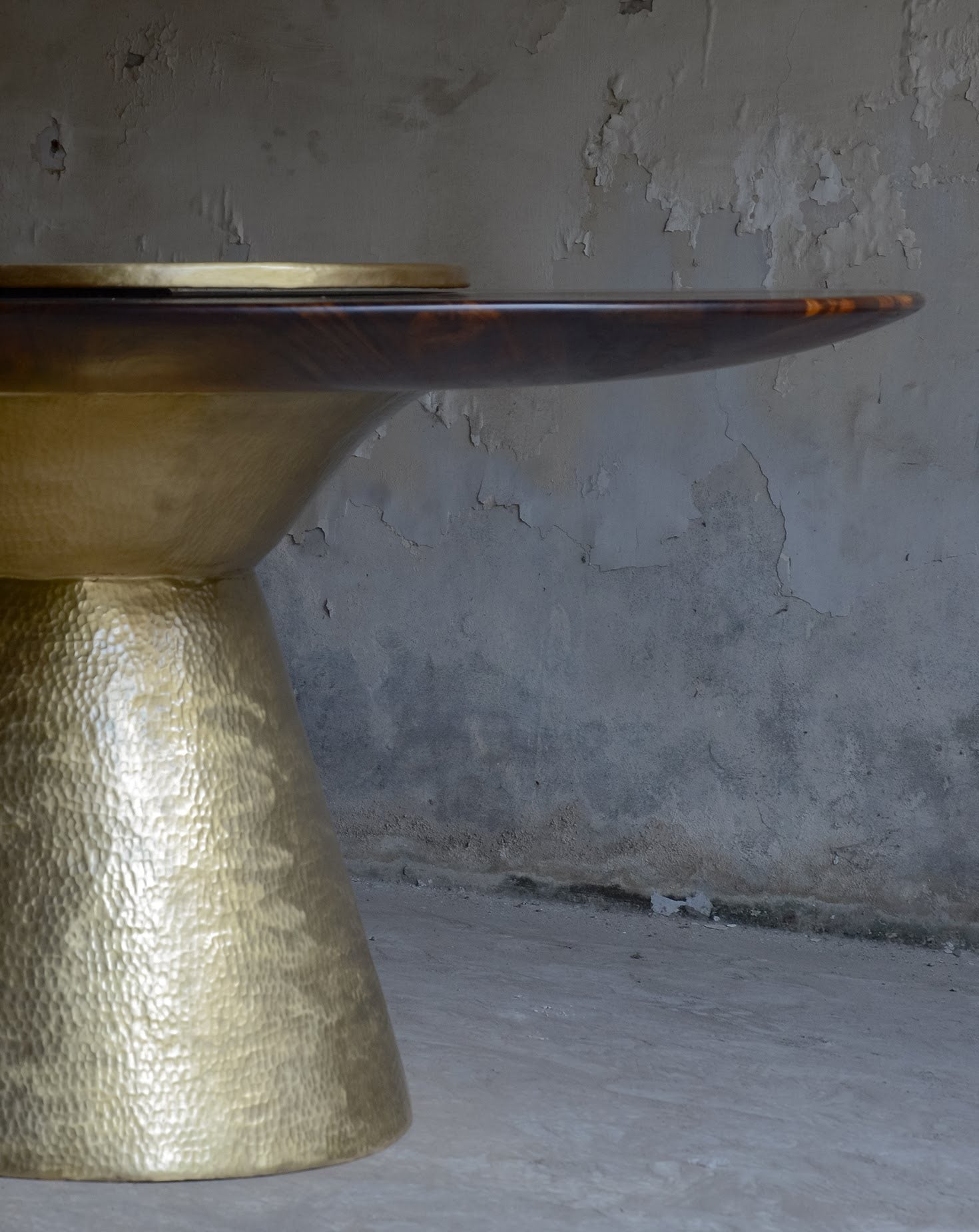 Mathaar Circular  Dining Table