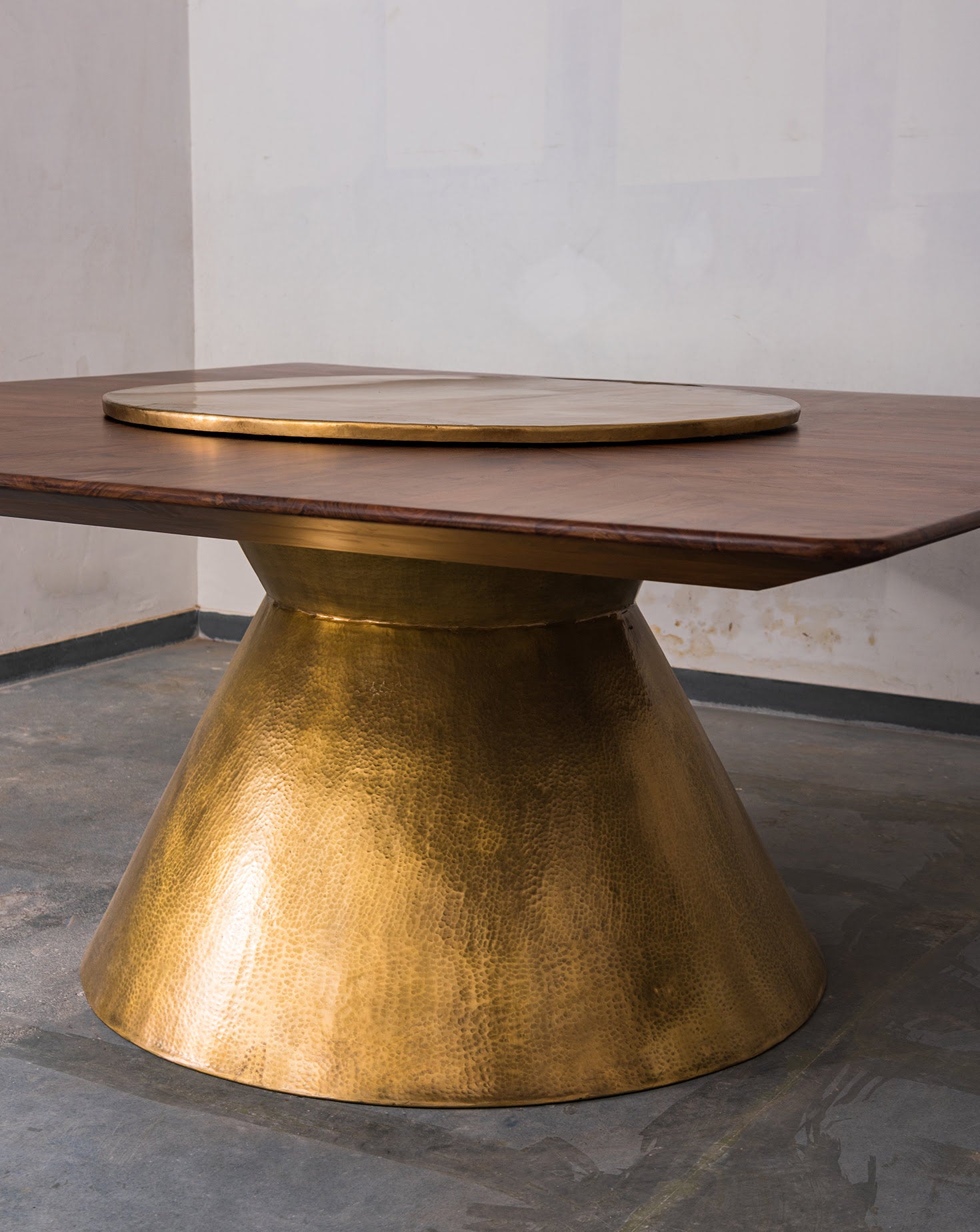 Mathaar Square Dining Table