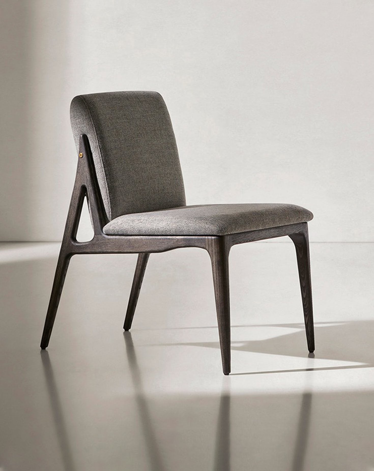 Shi Leather Dining Chair