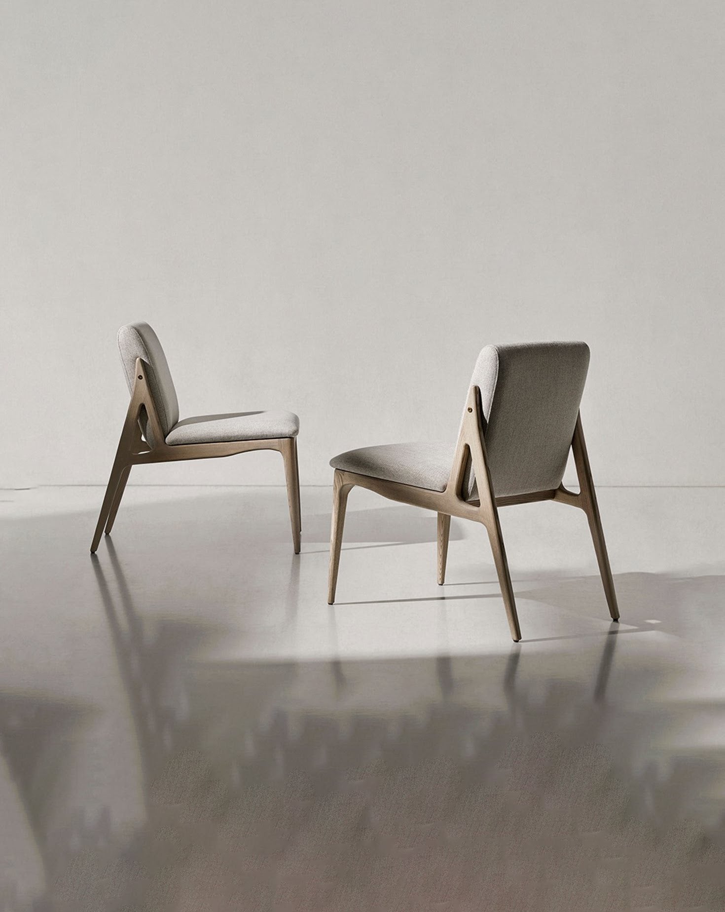 Shi Leather Dining Chair