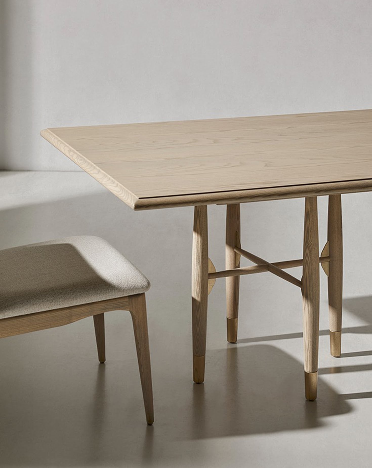 Sou Midnight Finish Dining Table