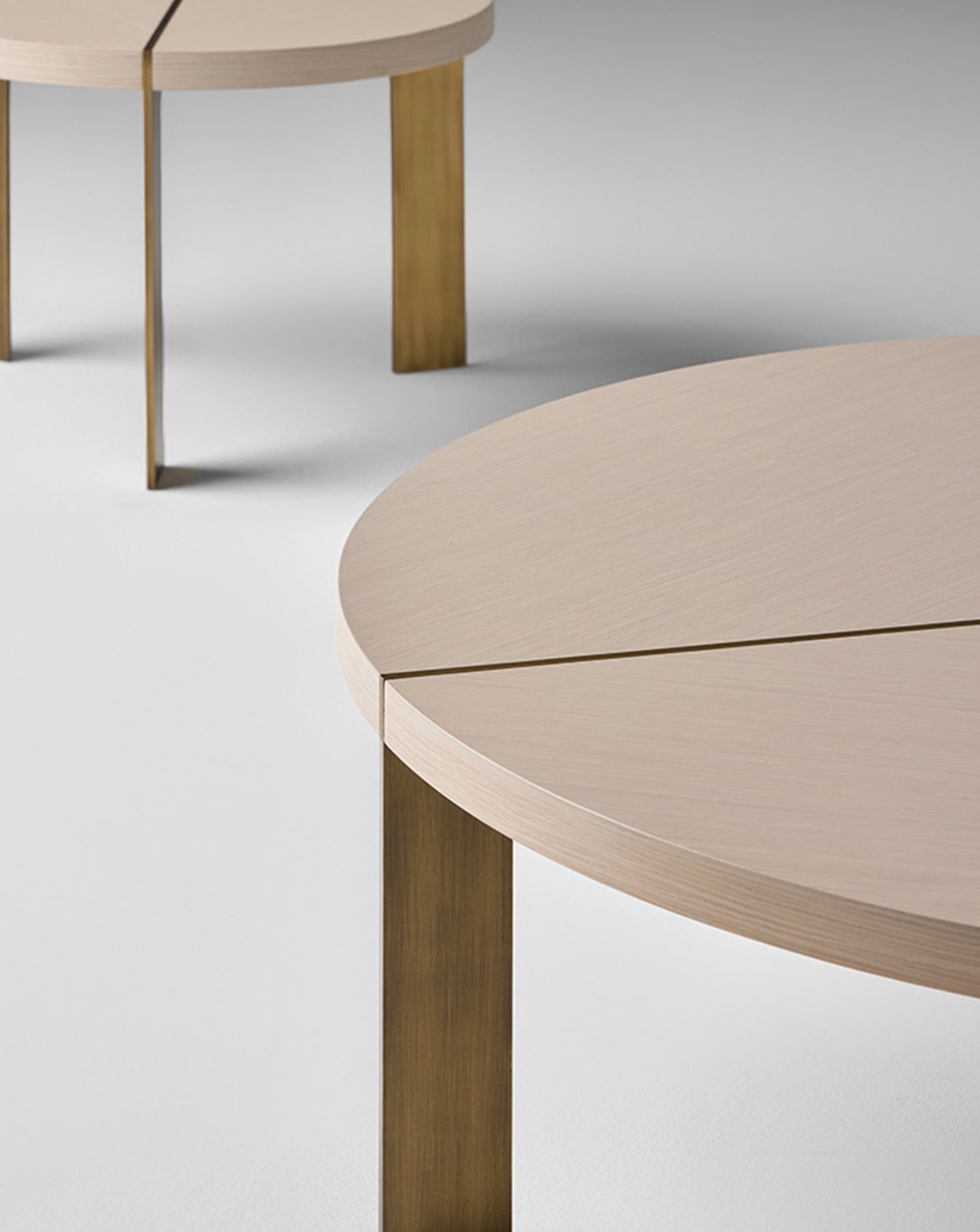 Tempo Round Coffee Table