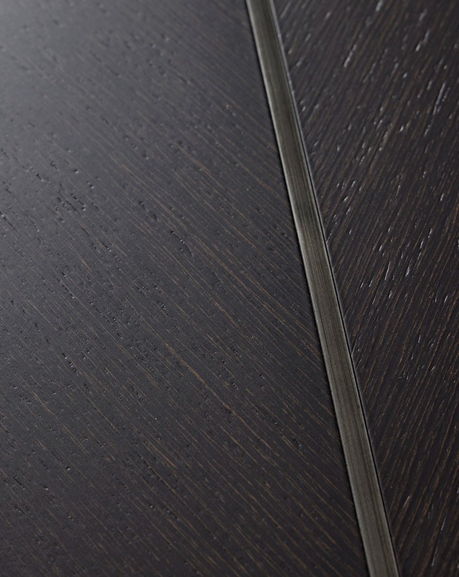 Tempo Round Dining Table