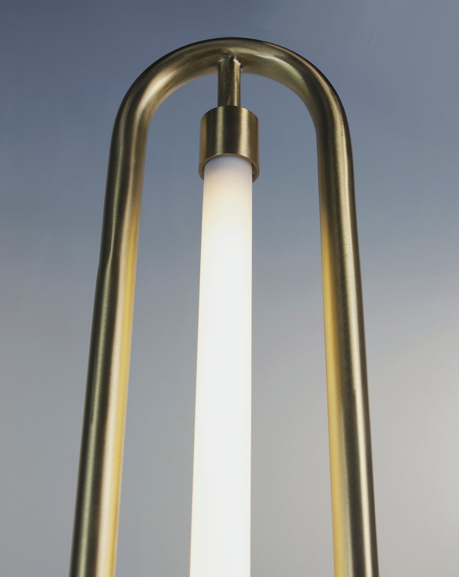 Loop Floor Lamp