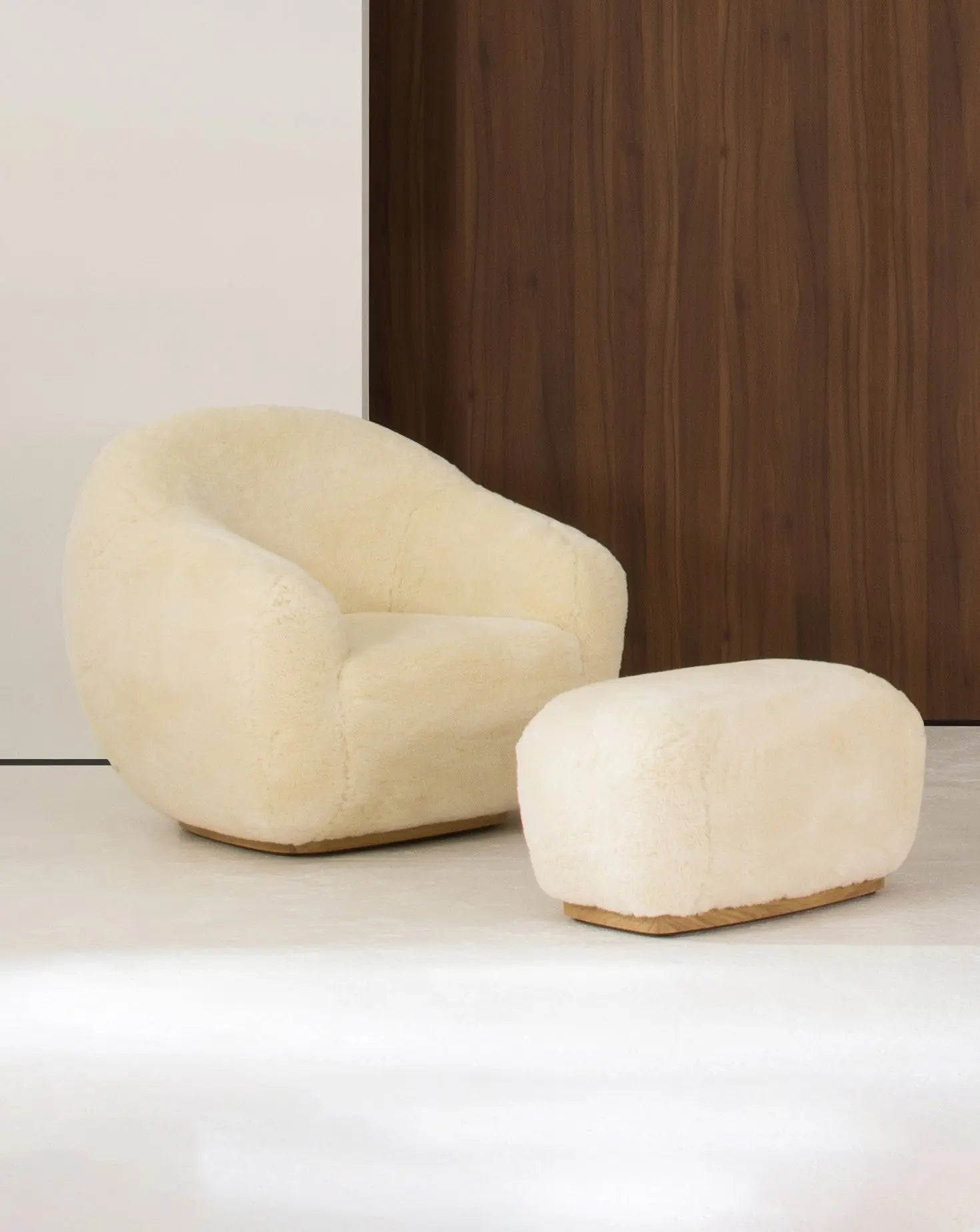 Niemeyer II Stool Insidherland